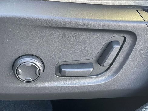 New 2026 Volvo XC40 B5 Plus w/ Protection Package Premier image 7