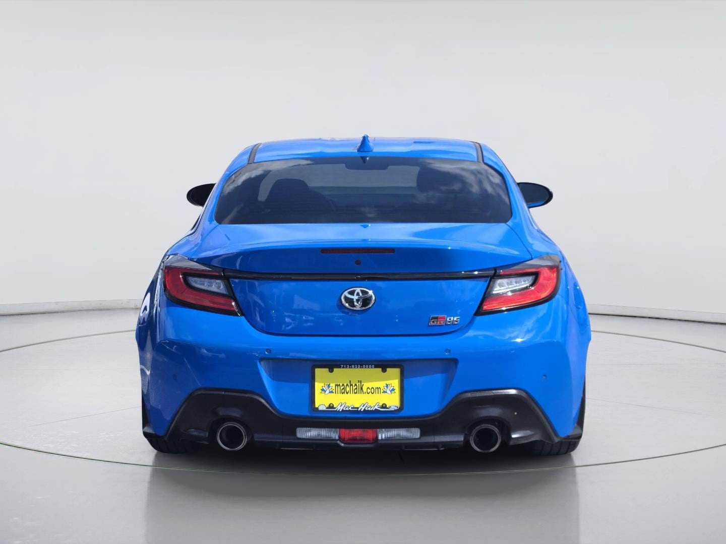Used 2024 Toyota GR86 RWD image 7