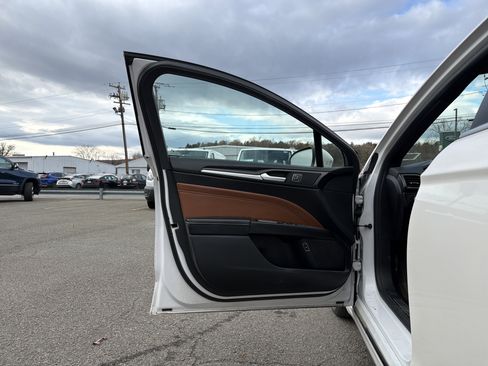 Used 2020 Ford Fusion Energi Titanium image 11