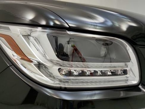 Used 2021 Lincoln Navigator Reserve AWD/4WD image 22
