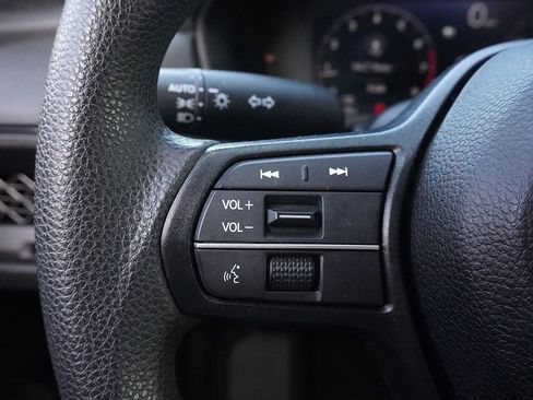 Used 2024 Honda Accord EX image 37