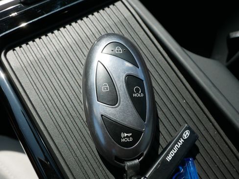 Certified 2026 Hyundai Tucson Blue SE AWD/4WD image 33