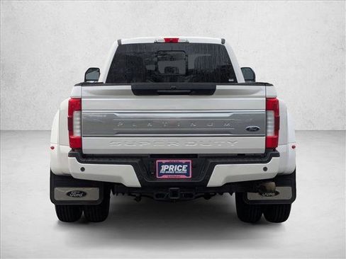 Used 2017 Ford F350 Platinum w/ Platinum Ultimate Package image 6