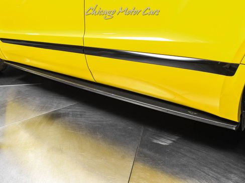 Used 2017 Bentley Bentayga image 42