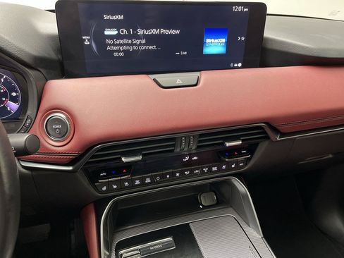 Certified 2025 MAZDA CX-70 Plug-In Hybrid w/ Premium Plus AWD/4WD image 17