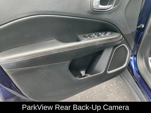 Used 2018 Jeep Compass Latitude AWD/4WD image 13