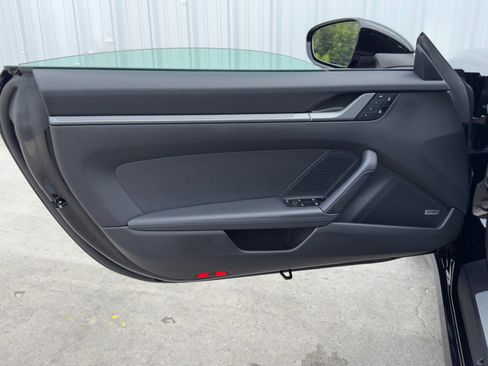 Used 2025 Porsche 911 Carrera image 42