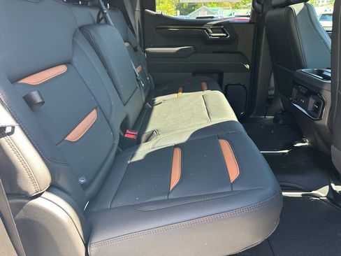New 2026 GMC Sierra 1500 AT4 w/ AT4 Premium Package image 16