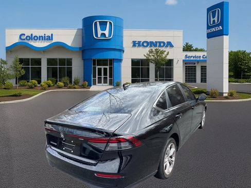 Used 2025 Honda Accord LX image 6