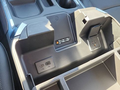 New 2026 GMC Sierra 1500 SLT w/ SLT Premium Plus Package image 34