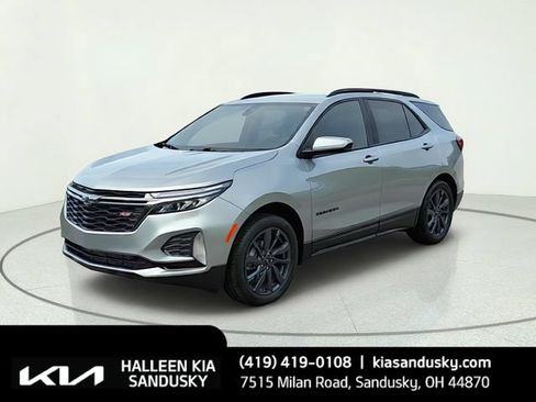 Used 2023 Chevrolet Equinox RS AWD/4WD image 1