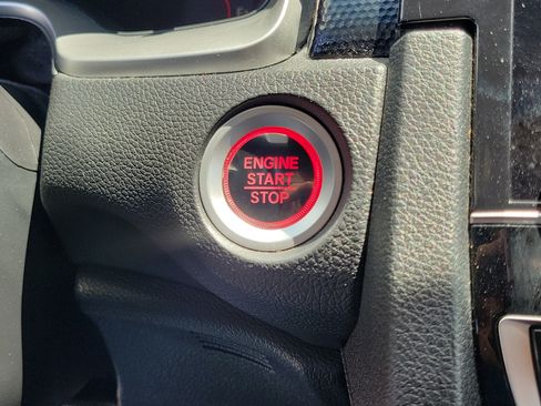 Used 2019 Honda Civic Sport image 28