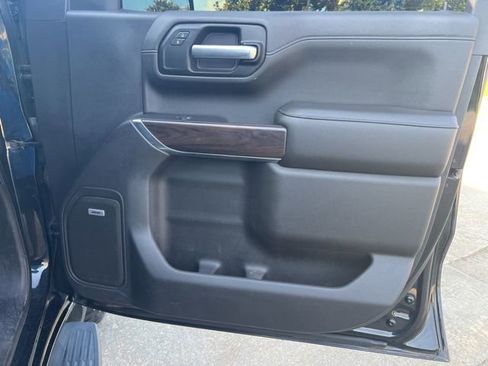 Used 2019 GMC Sierra 1500 SLT w/ SLT Premium Plus Package image 39