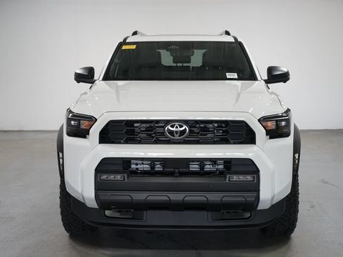 Certified 2025 Toyota 4Runner TRD Off-Road Premium AWD/4WD image 2