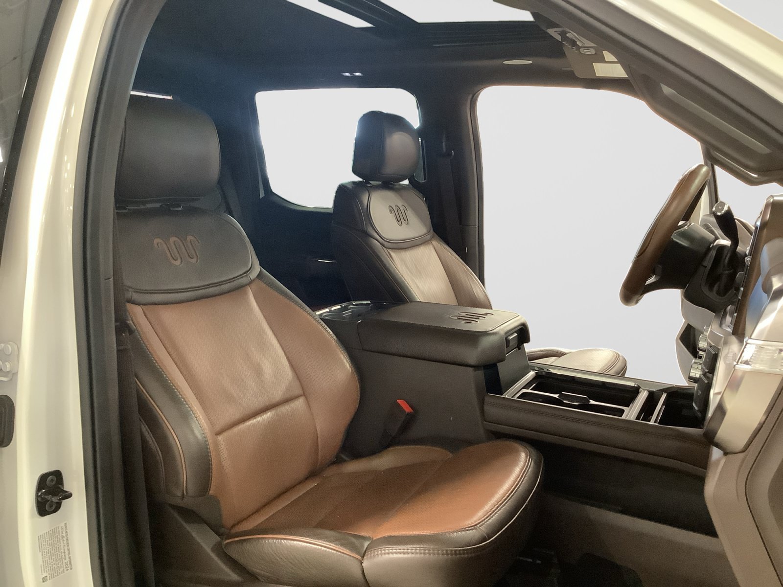 Used 2024 Ford F250 King Ranch w/ FX4 Off-Road Package AWD/4WD image 16