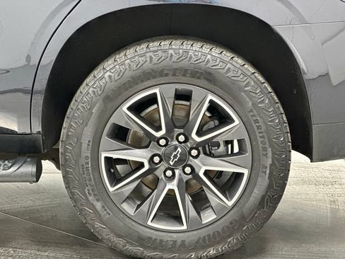 Used 2023 Chevrolet Tahoe Z71 AWD/4WD image 27