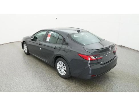 New 2026 Toyota Camry LE image 5