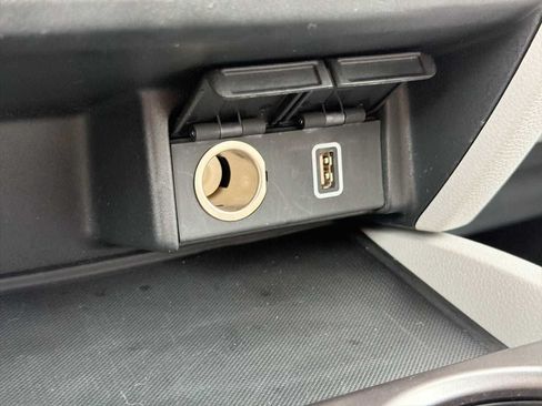 Used 2021 Honda Pilot EX image 24