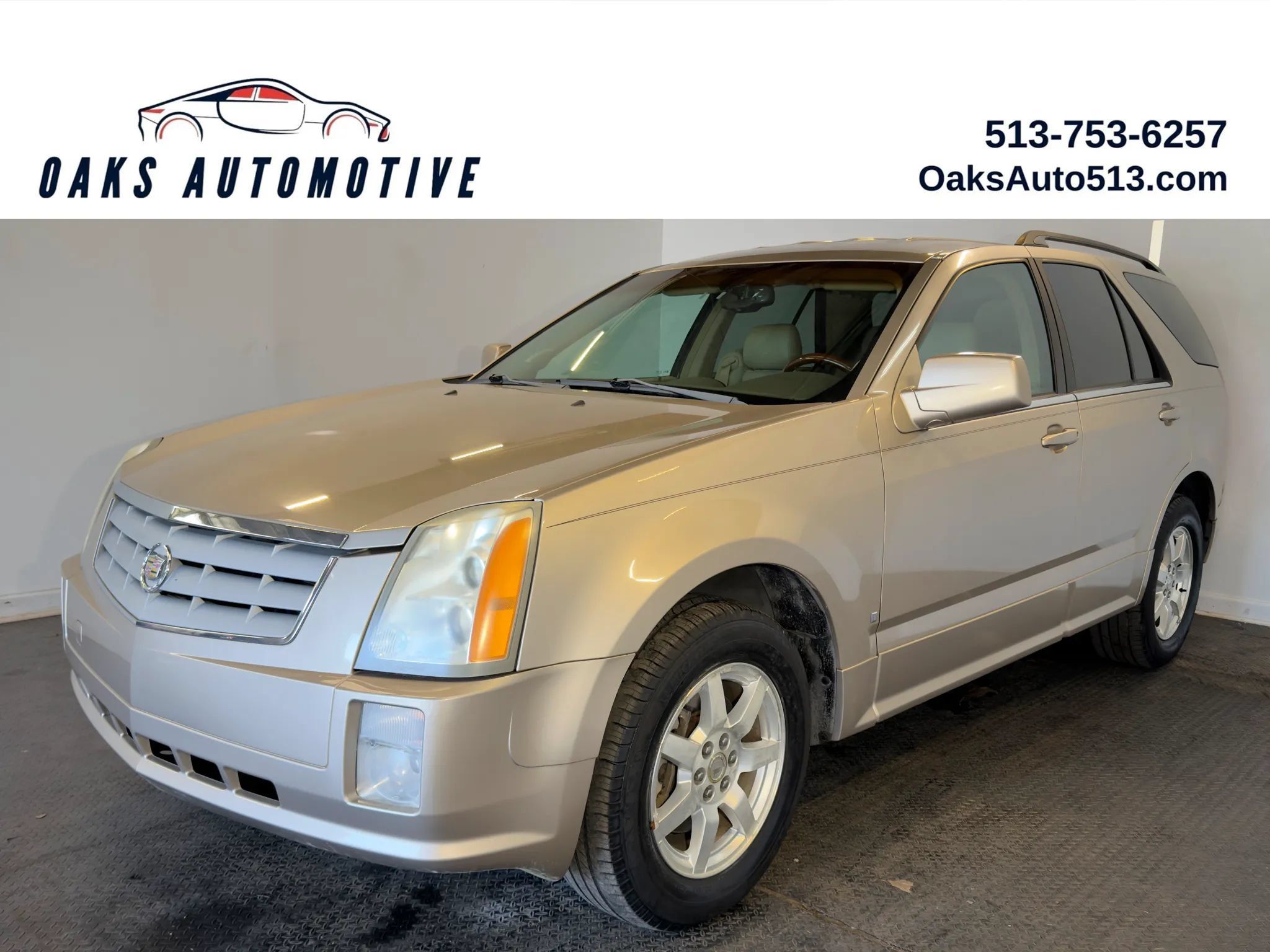 Used 2006 Cadillac SRX RWD image 1