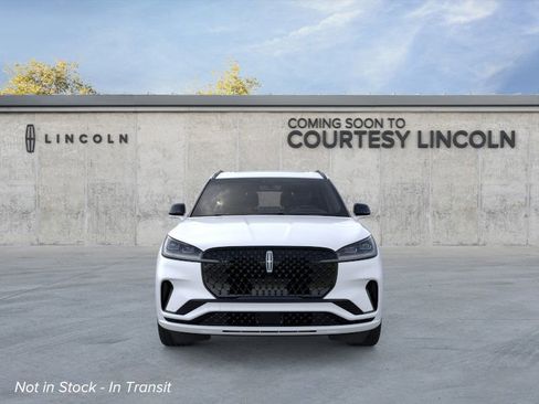 New 2026 Lincoln Aviator Reserve image 6