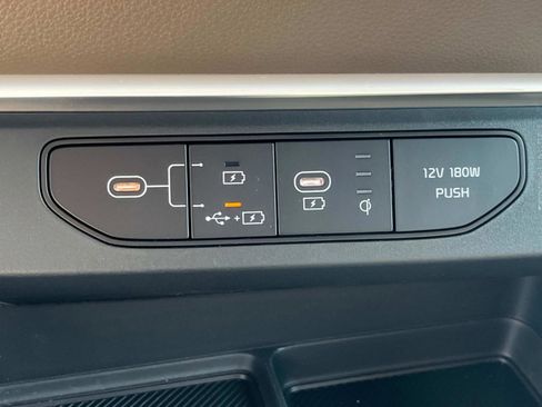 New 2026 Kia Carnival EX FWD image 30