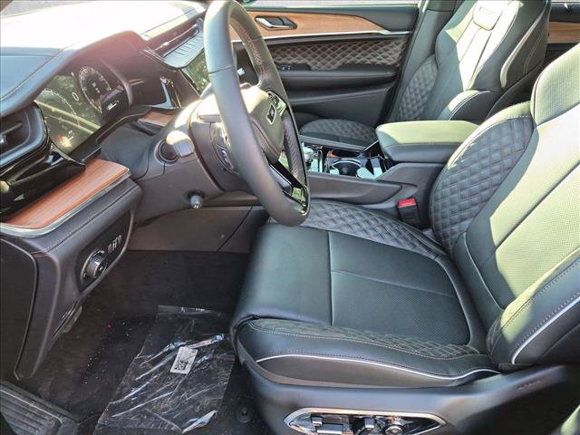 New 2027 Jeep Grand Cherokee Summit AWD/4WD image 4