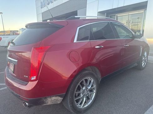 Used 2014 Cadillac SRX Premium image 4