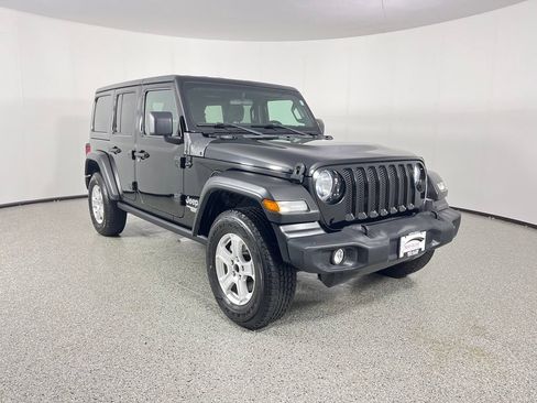 Used 2021 Jeep Wrangler Unlimited Sport AWD/4WD image 8