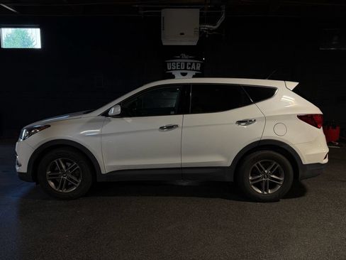 Used 2018 Hyundai Santa Fe Sport AWD/4WD image 3
