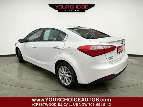 Used 2015 Kia Forte EX image 3