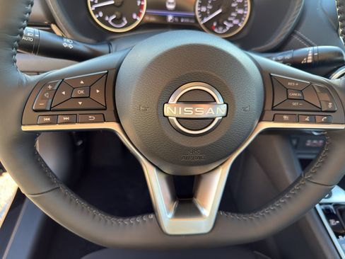 New 2025 Nissan Sentra SV image 15