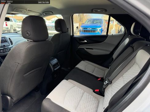 Used 2020 Chevrolet Equinox LT AWD/4WD image 12