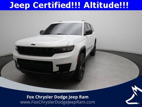 Used 2023 Jeep Grand Cherokee L Laredo image 34