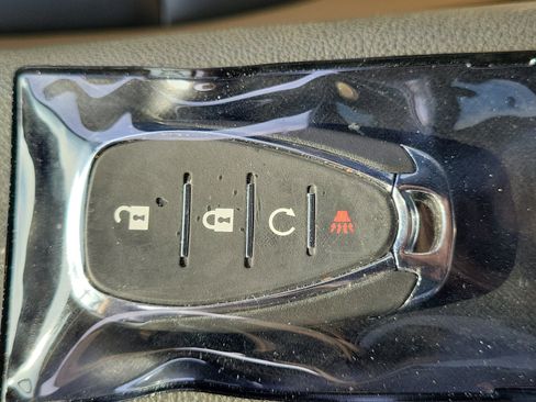 Used 2021 Chevrolet TrailBlazer ACTIV w/ Driver Confidence Package FWD image 33