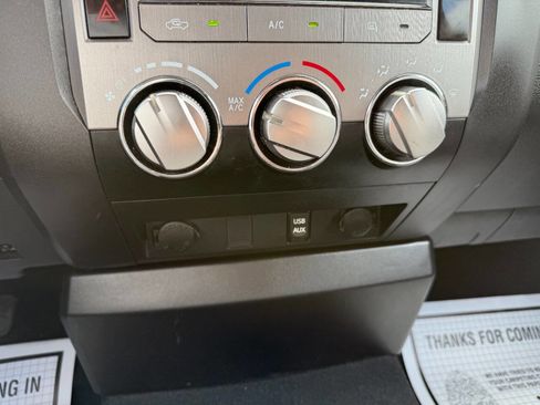 Used 2016 Toyota Tundra SR image 17