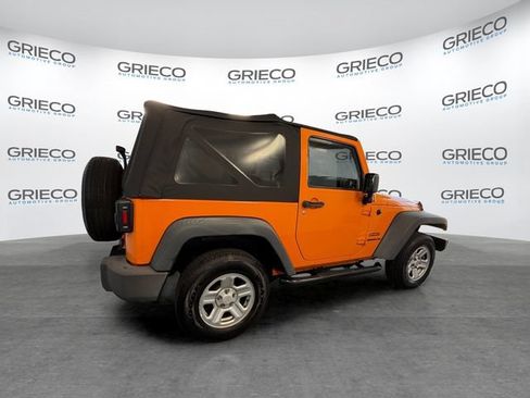 Used 2013 Jeep Wrangler Sport AWD/4WD image 12