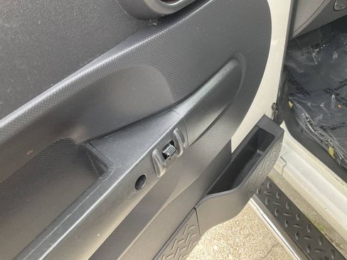 Used 2010 Jeep Wrangler Unlimited Sport RWD image 11