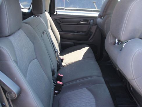 Used 2016 Chevrolet Traverse LT FWD image 5