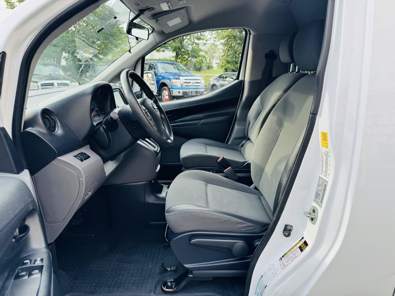 Used 2021 Nissan NV200 SV w/ Sliding Door Glass Package FWD image 13