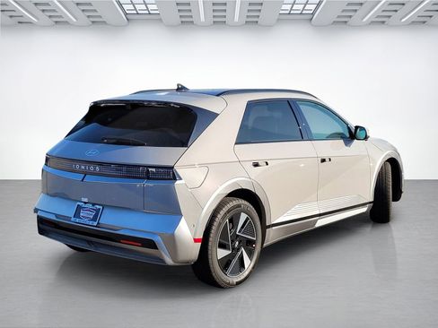 New 2026 Hyundai Ioniq 5 Limited image 5