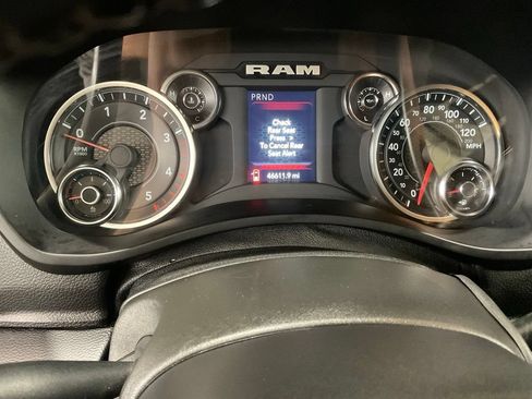 Used 2024 RAM 3500 Big Horn AWD/4WD image 19