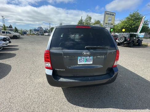 Used 2014 Kia Sedona LX w/ Power Package image 5