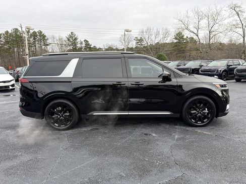 Used 2024 Kia Carnival SX image 8