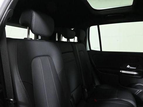 New 2026 Mercedes-Benz GLB 250 4MATIC image 36