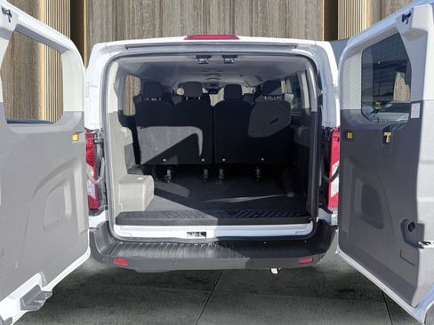 Used 2023 Ford Transit 350 XLT image 57