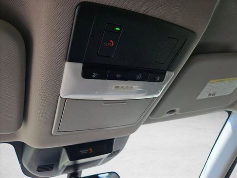 Used 2022 Nissan Rogue SV FWD image 10