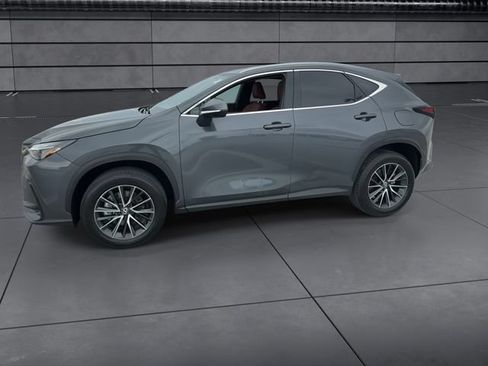 Used 2024 Lexus NX 250 FWD w/ Towing Package (2000 Lbs) image 5
