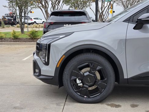 New 2026 Kia Sportage X-Line w/ X-Line Technology Package image 5