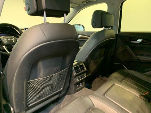 Used 2019 Audi Q5 2.0T Premium Plus w/ Premium Plus Package AWD/4WD image 39