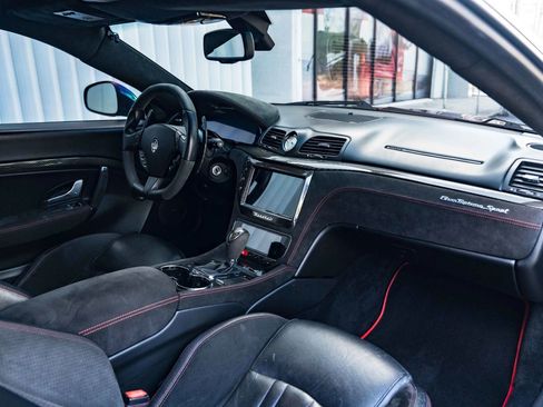 Used 2017 Maserati GranTurismo Sport RWD image 22